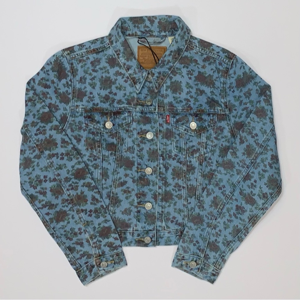 Levi’s Denim XS Trucker Jacket-Size M New